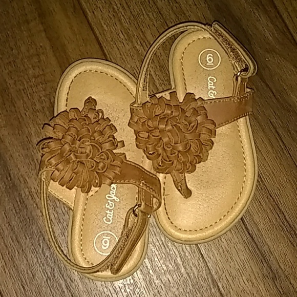 Cat&jack girly sandles - Picture 2 of 3